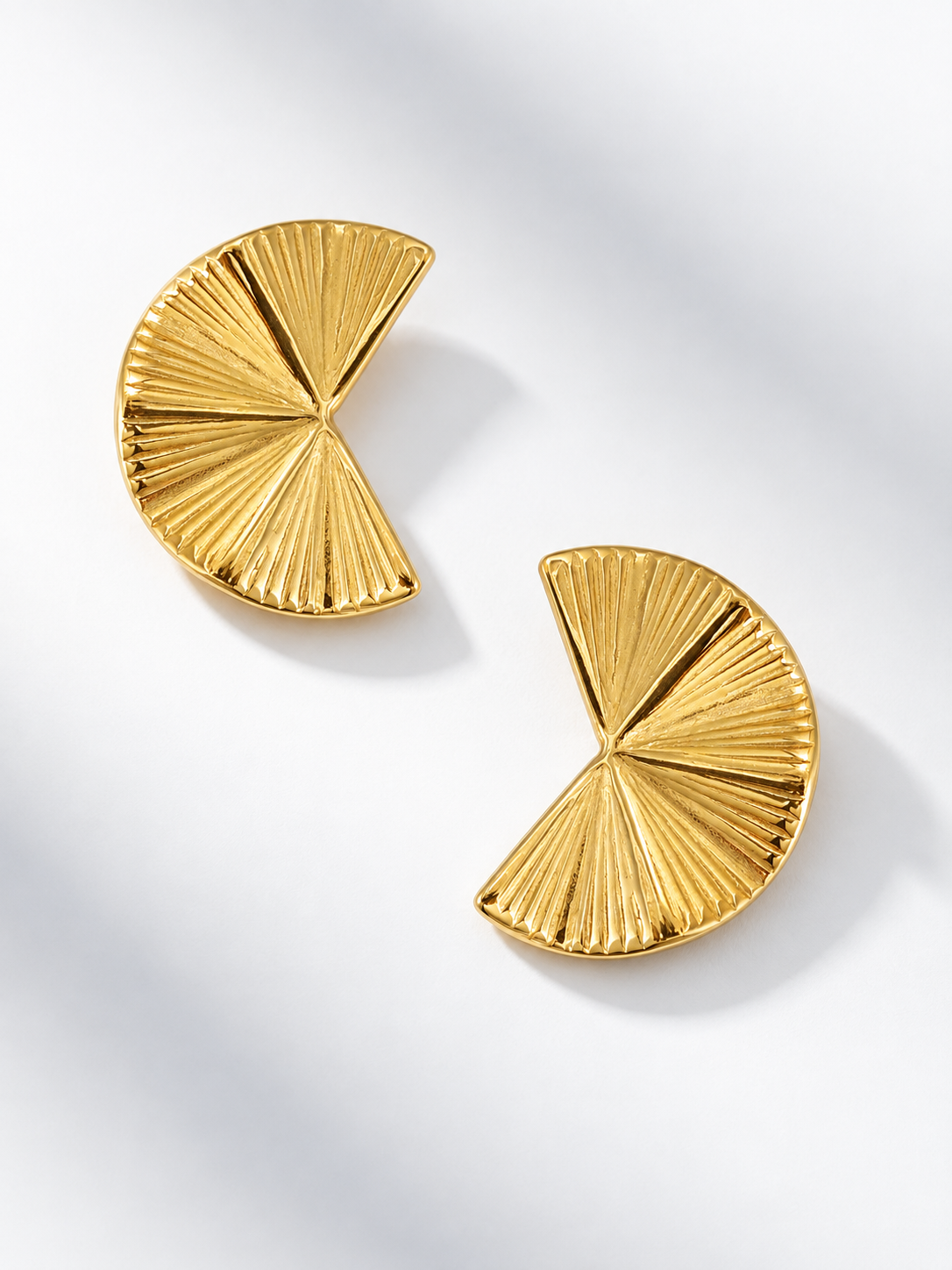 Aretes de acero inoxidable dorados y plateados para mujer